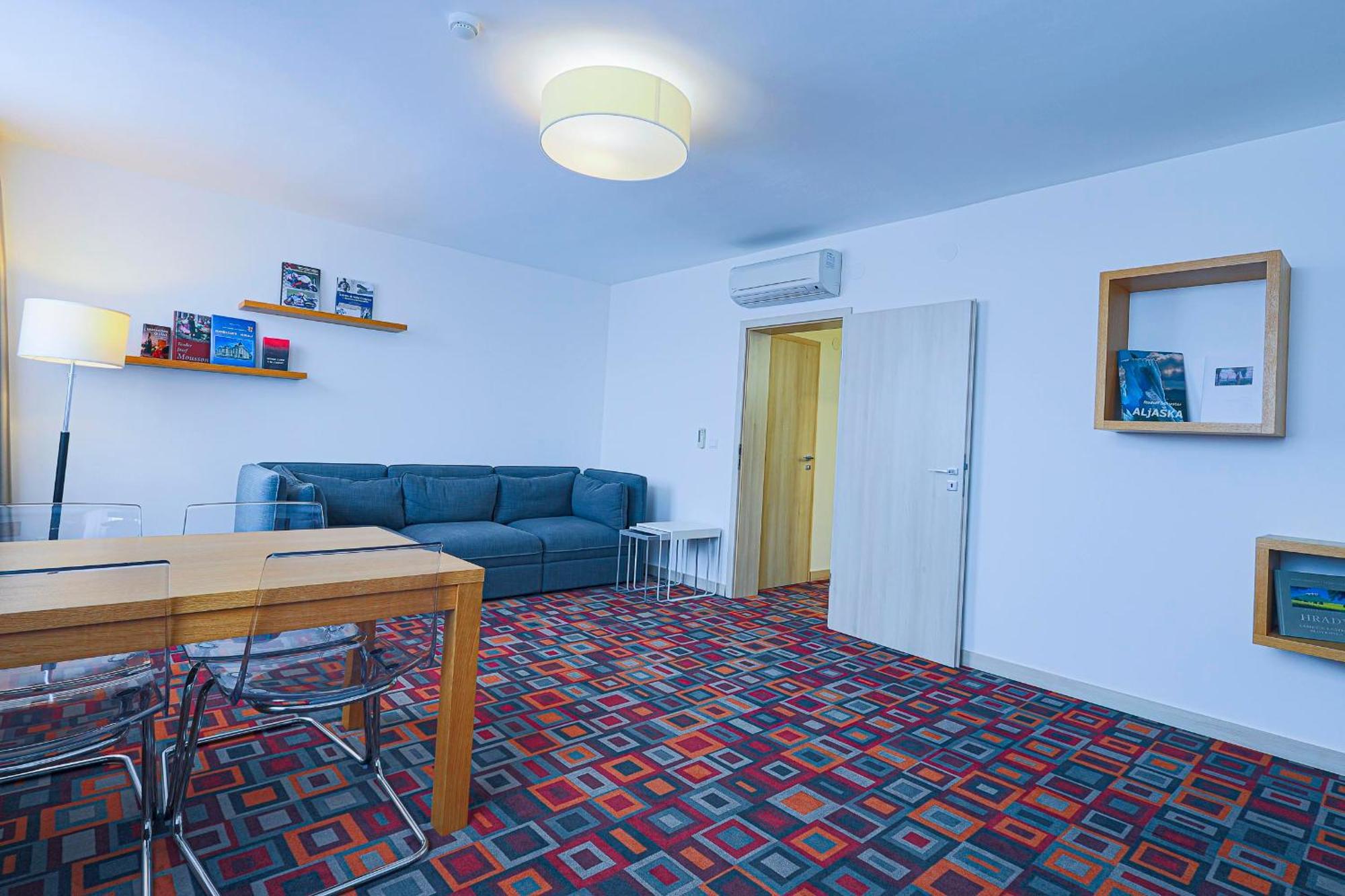 Hotel Metropol Spišská Nová Ves Esterno foto
