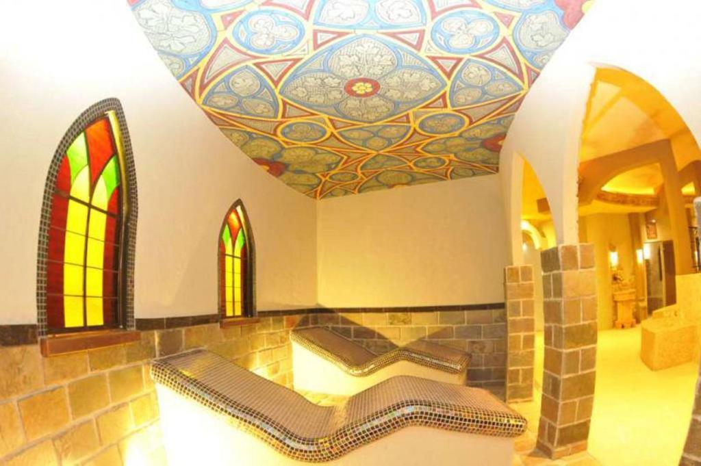 Hotel Metropol Spišská Nová Ves Esterno foto