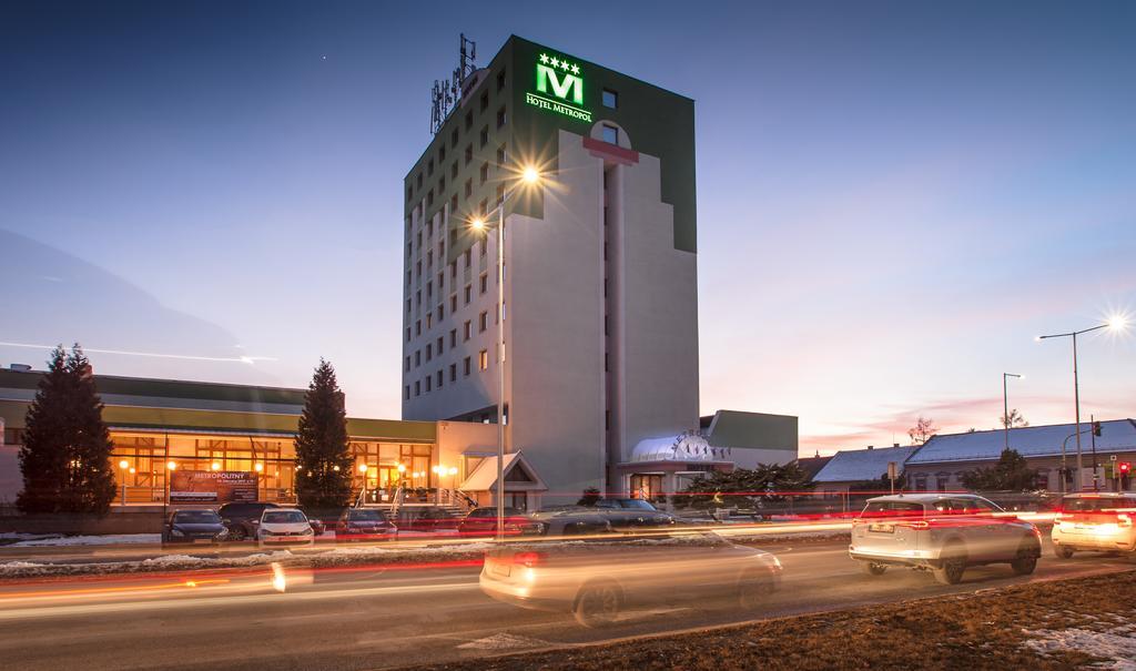 Hotel Metropol Spišská Nová Ves Esterno foto