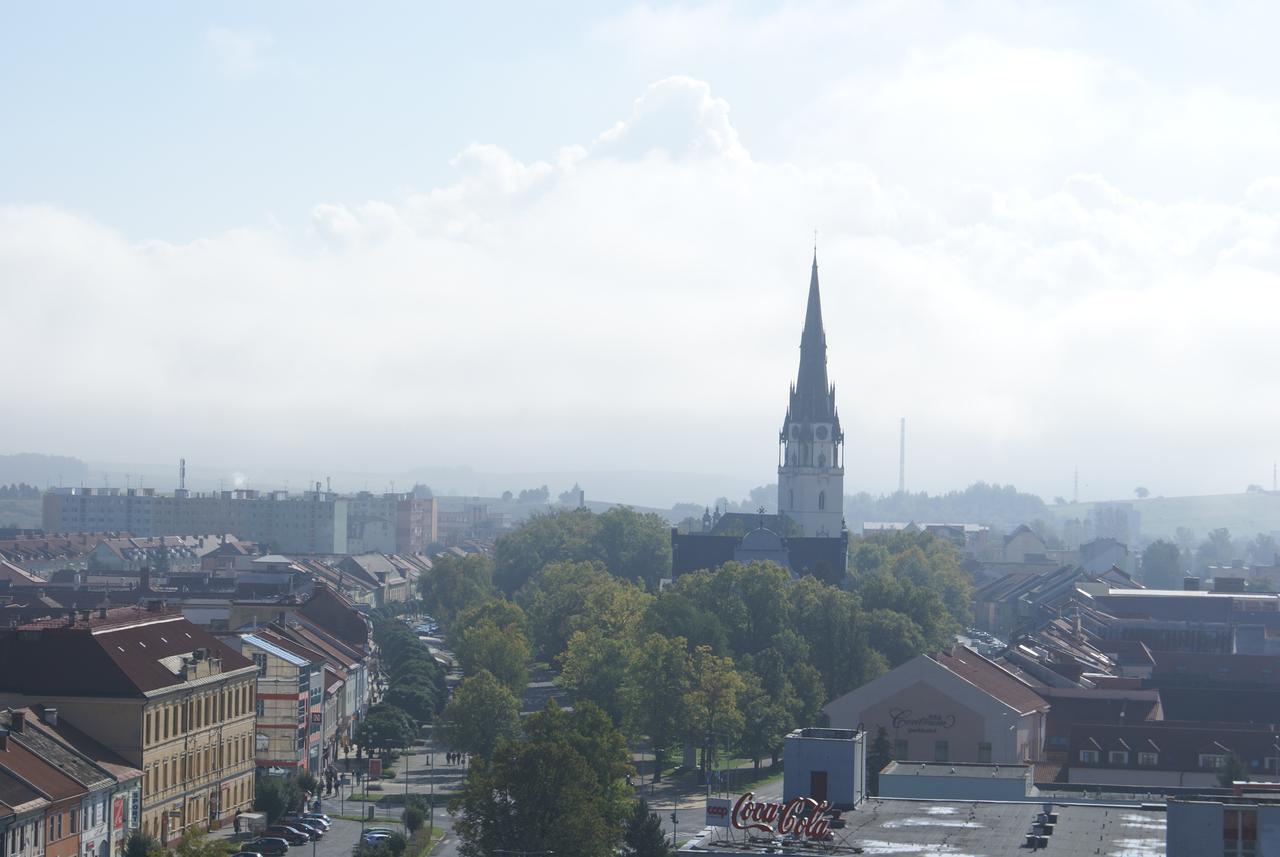 Hotel Metropol Spišská Nová Ves Esterno foto